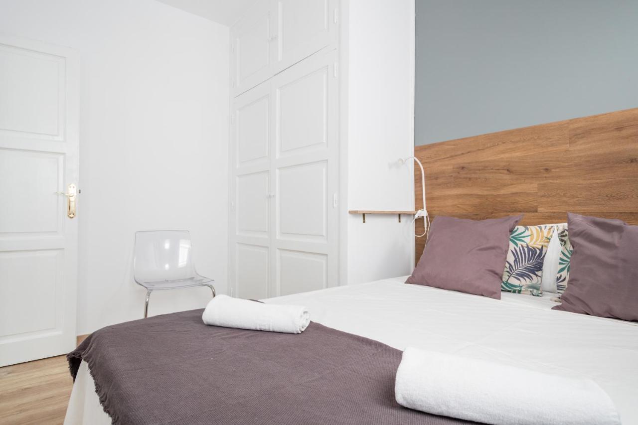 Blau Atic Apartment Barcelona Bagian luar foto
